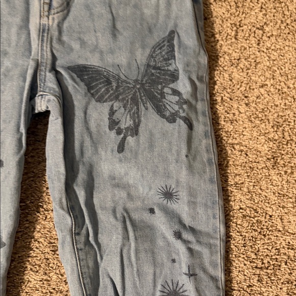 ROMWE Blue Jeans with Butterfly and Star Print - Picture 5 of 7
